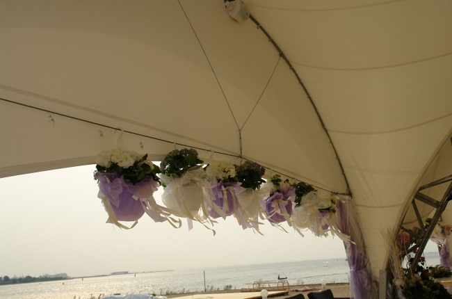 Свадебное оформление в клубном ресторане «Royal Beach»